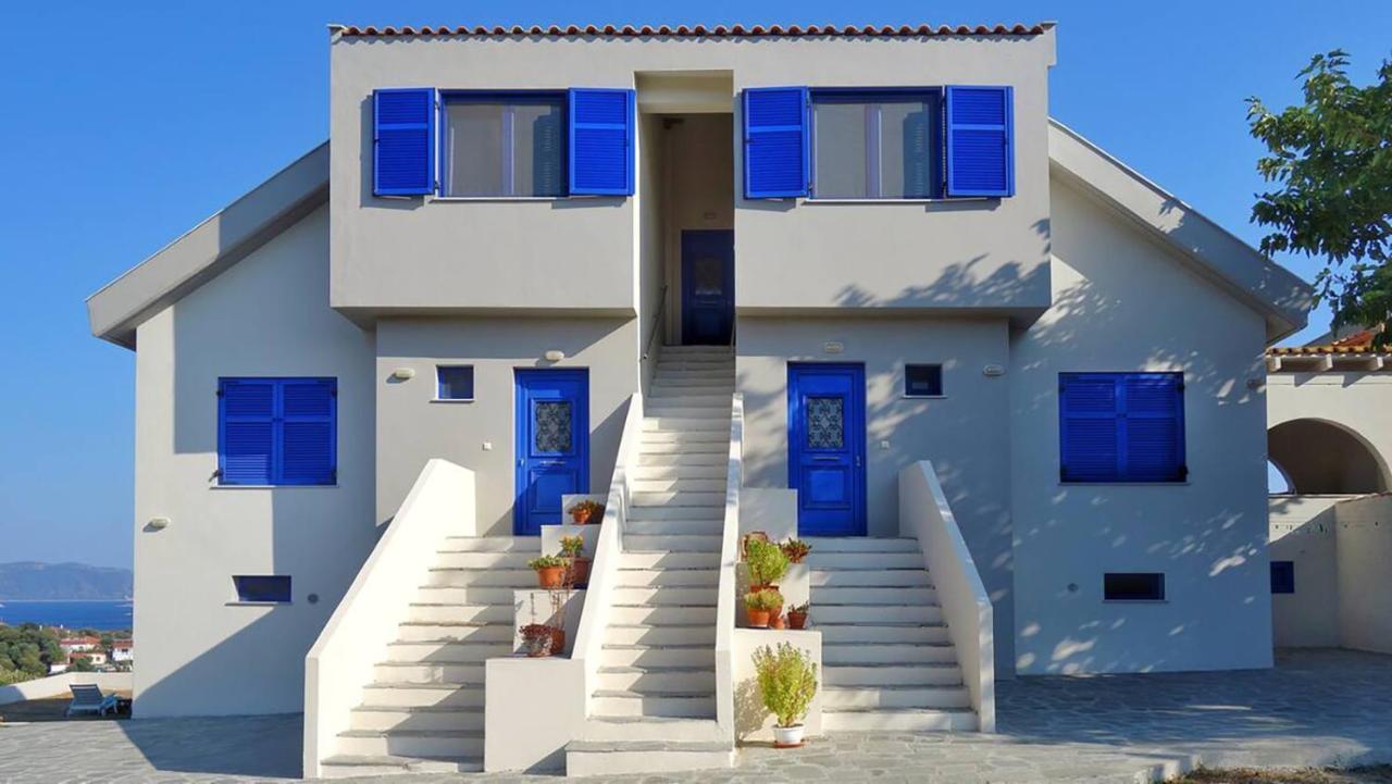 Olive Bay Hilltop Apartments אמוליאני מראה חיצוני תמונה