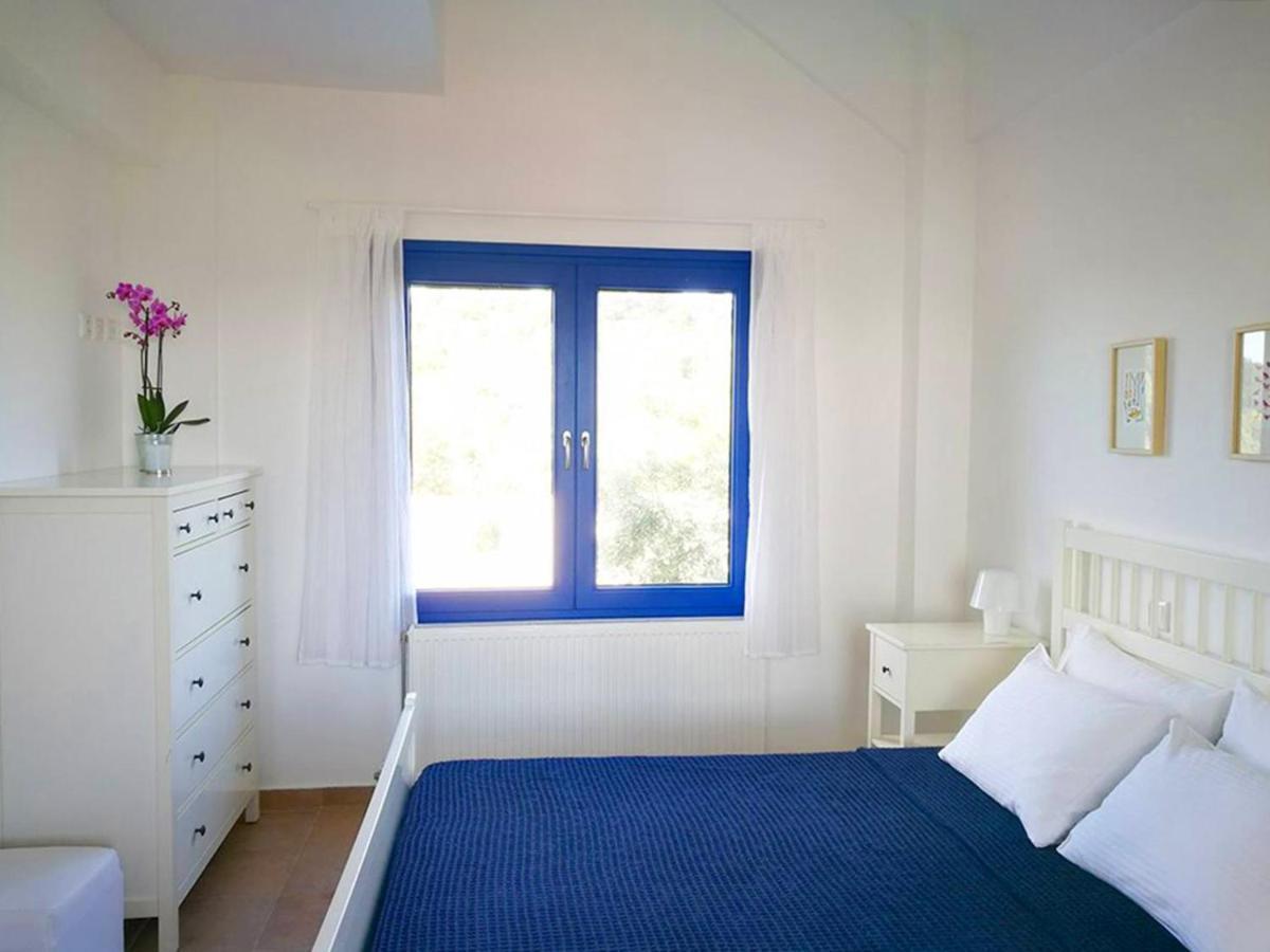 Olive Bay Hilltop Apartments אמוליאני מראה חיצוני תמונה