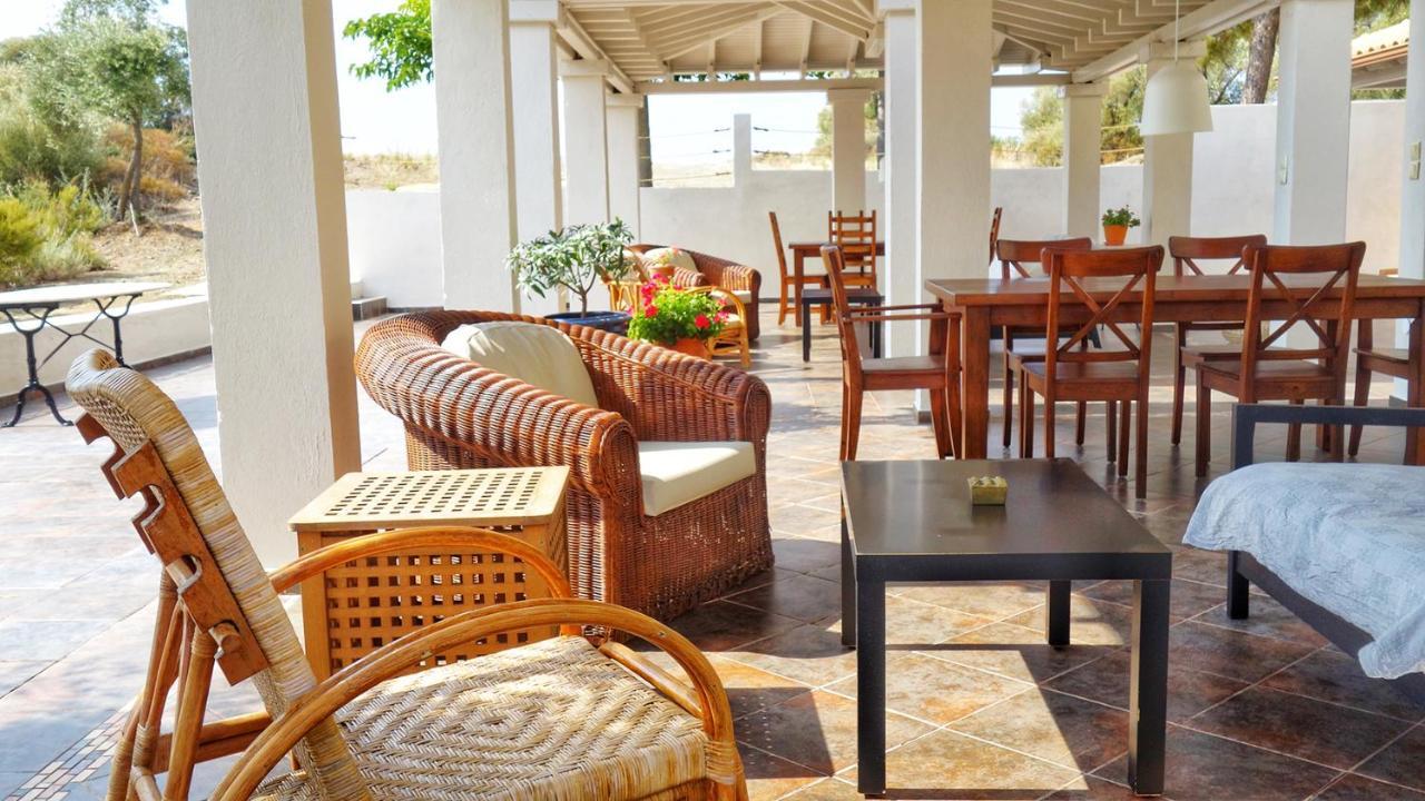 Olive Bay Hilltop Apartments אמוליאני מראה חיצוני תמונה