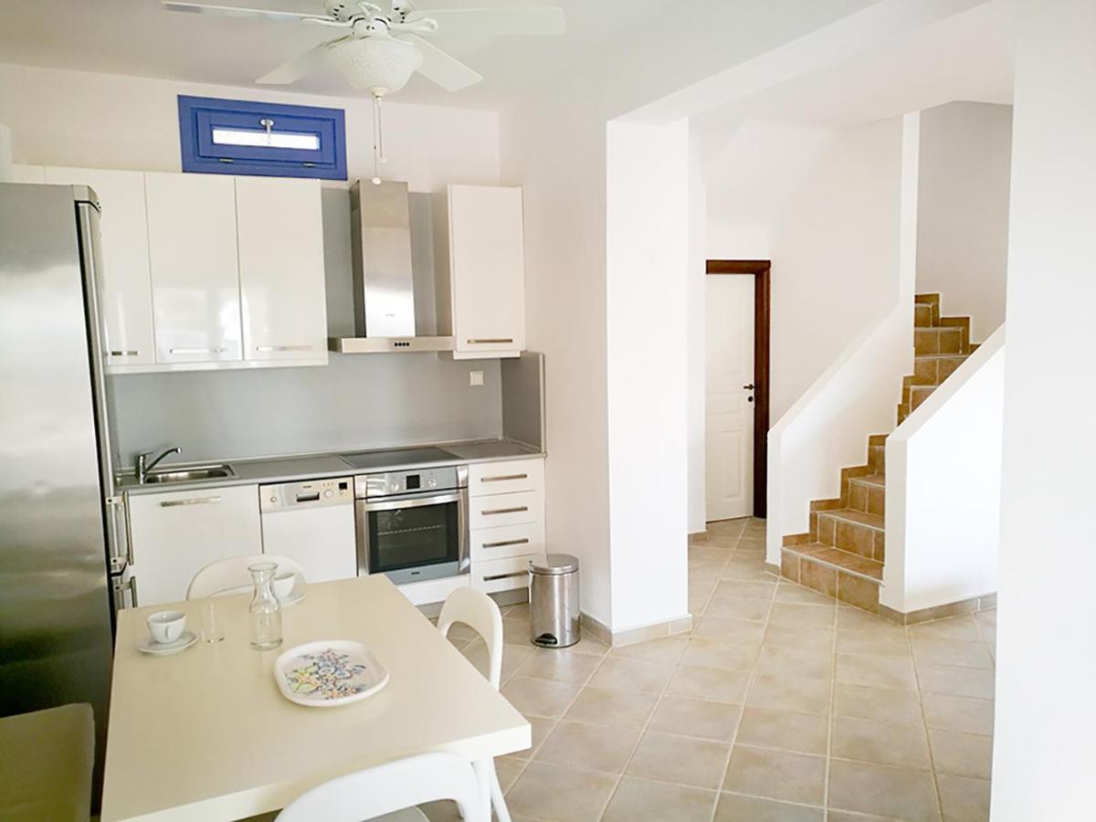Olive Bay Hilltop Apartments אמוליאני מראה חיצוני תמונה