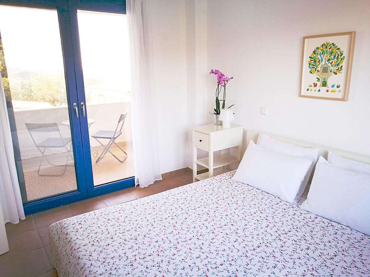 Olive Bay Hilltop Apartments אמוליאני מראה חיצוני תמונה